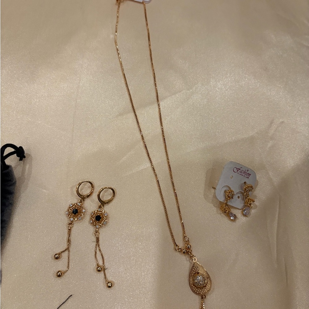 Rose gold Necklace and Earring Set